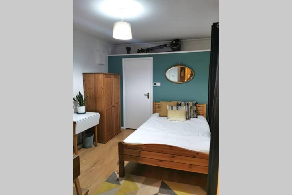 Private Comfortable Guest Suite - 노팅엄 외부 사진